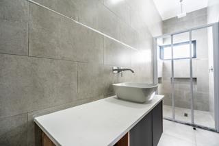 5 Bedroom Property for Sale in Six Fountains Residential Estate Gauteng