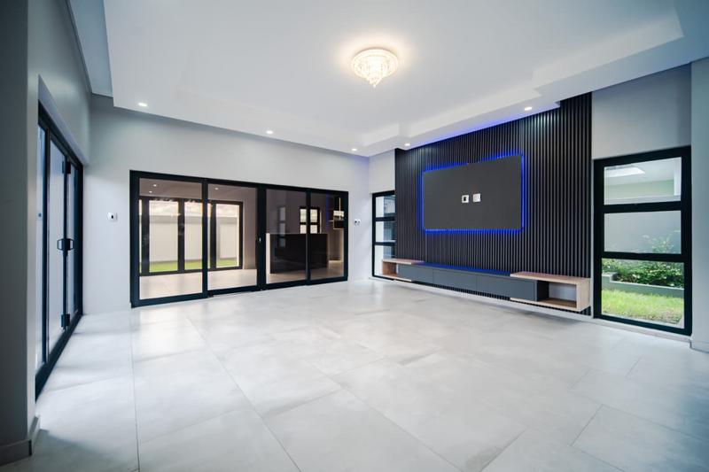 5 Bedroom Property for Sale in Six Fountains Residential Estate Gauteng