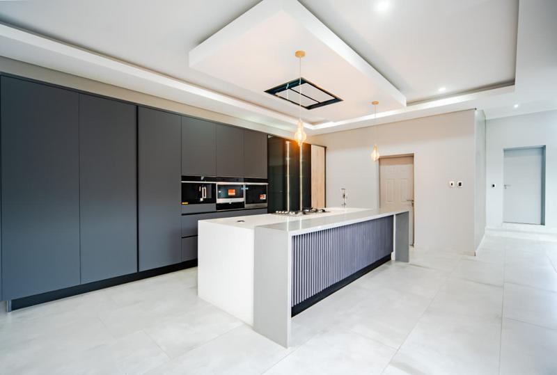 5 Bedroom Property for Sale in Six Fountains Residential Estate Gauteng