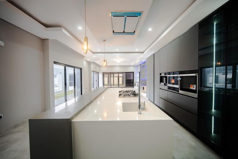 5 Bedroom Property for Sale in Six Fountains Residential Estate Gauteng