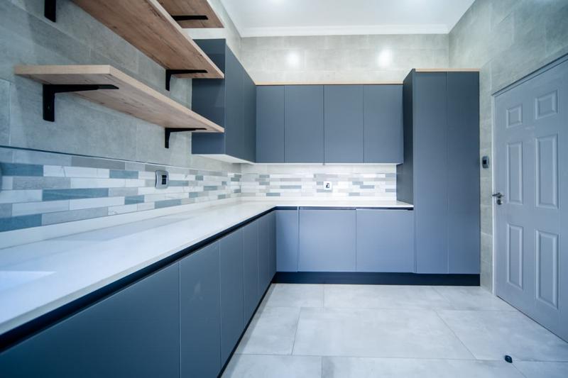 5 Bedroom Property for Sale in Six Fountains Residential Estate Gauteng