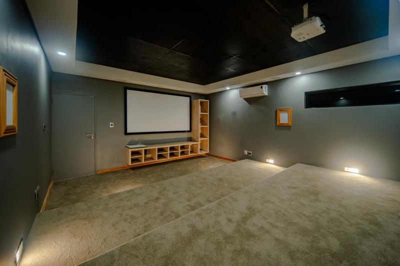 5 Bedroom Property for Sale in Six Fountains Residential Estate Gauteng