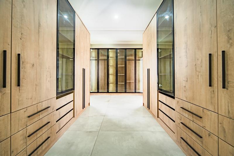 5 Bedroom Property for Sale in Six Fountains Residential Estate Gauteng