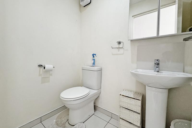 1 Bedroom Property for Sale in Morningside Gauteng