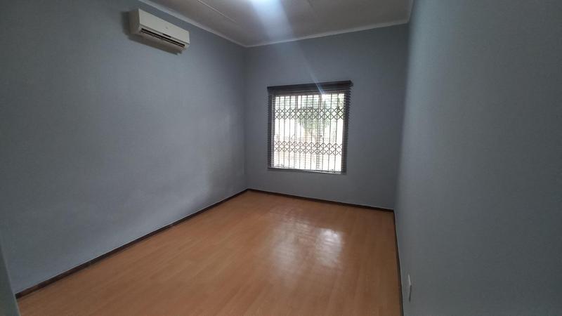 To Let 3 Bedroom Property for Rent in Wierda Park Gauteng