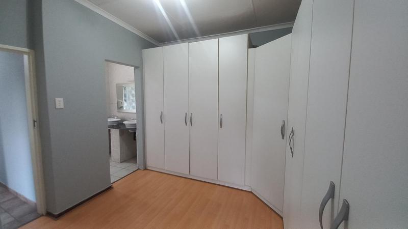 To Let 3 Bedroom Property for Rent in Wierda Park Gauteng