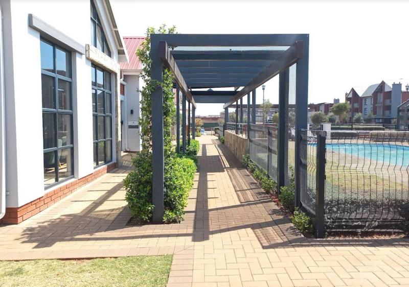 2 Bedroom Property for Sale in Glen Marais Gauteng
