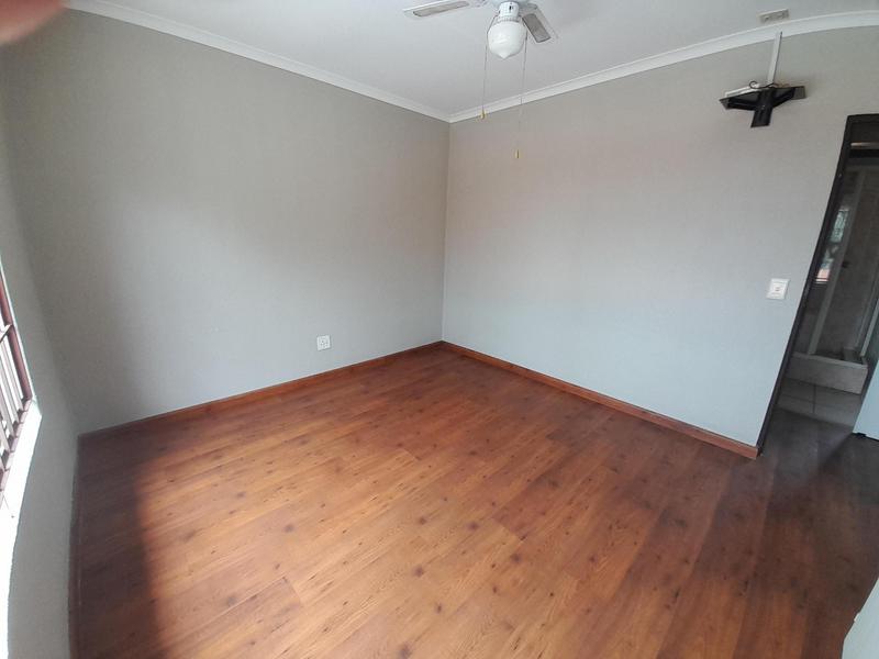 2 Bedroom Property for Sale in Hennopspark Gauteng