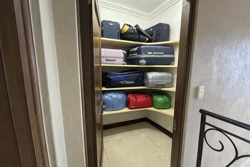 5 Bedroom Property for Sale in Blue Valley Golf Estate Gauteng