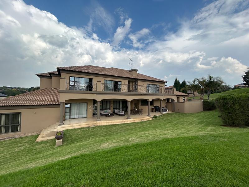 5 Bedroom Property for Sale in Blue Valley Golf Estate Gauteng