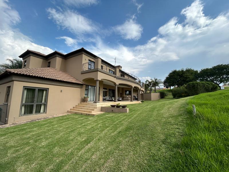 5 Bedroom Property for Sale in Blue Valley Golf Estate Gauteng