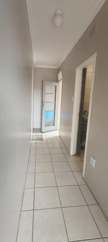 1 Bedroom Property for Sale in Pretoria Gardens Gauteng