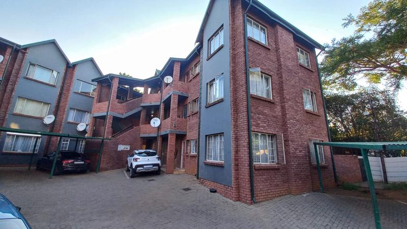2 Bedroom Property for Sale in Pretoria Gardens Gauteng