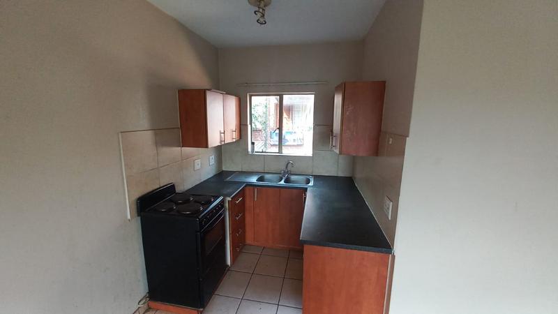 2 Bedroom Property for Sale in Pretoria Gardens Gauteng