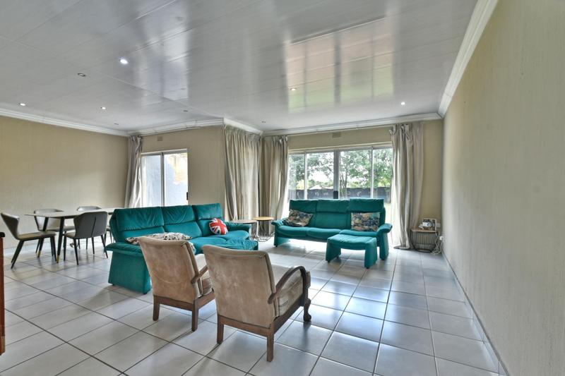 4 Bedroom Property for Sale in Brackenhurst Gauteng