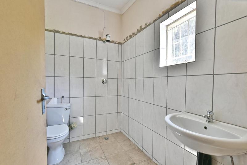 4 Bedroom Property for Sale in Brackenhurst Gauteng