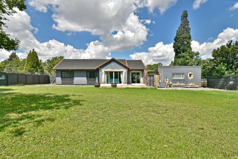 4 Bedroom Property for Sale in Brackenhurst Gauteng