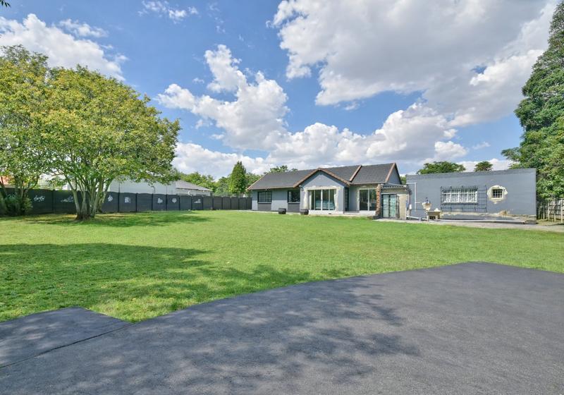 4 Bedroom Property for Sale in Brackenhurst Gauteng