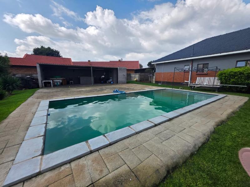 3 Bedroom Property for Sale in Greenhills Gauteng