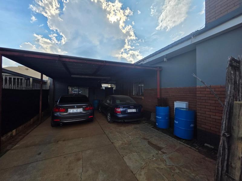 3 Bedroom Property for Sale in Greenhills Gauteng