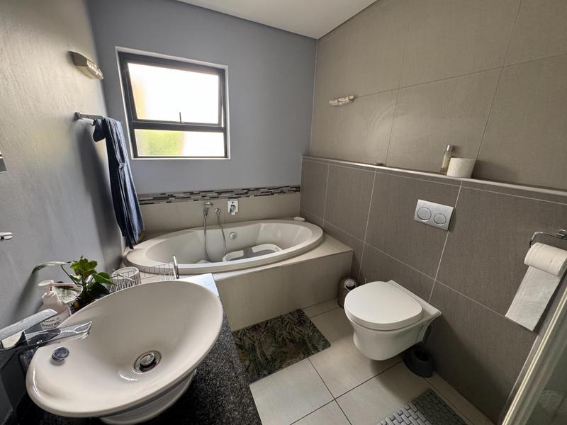 3 Bedroom Property for Sale in Midstream Meadows Gauteng