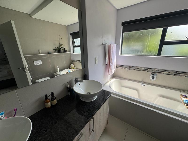 3 Bedroom Property for Sale in Midstream Meadows Gauteng