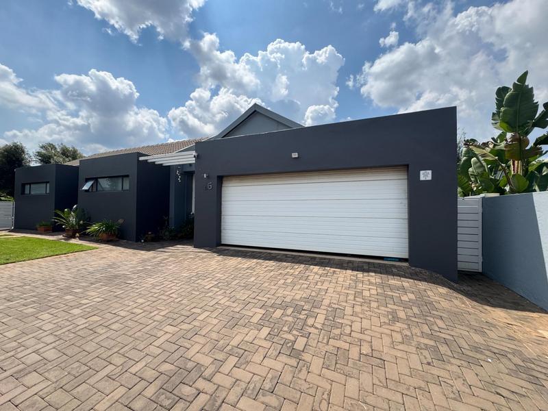 3 Bedroom Property for Sale in Midstream Meadows Gauteng