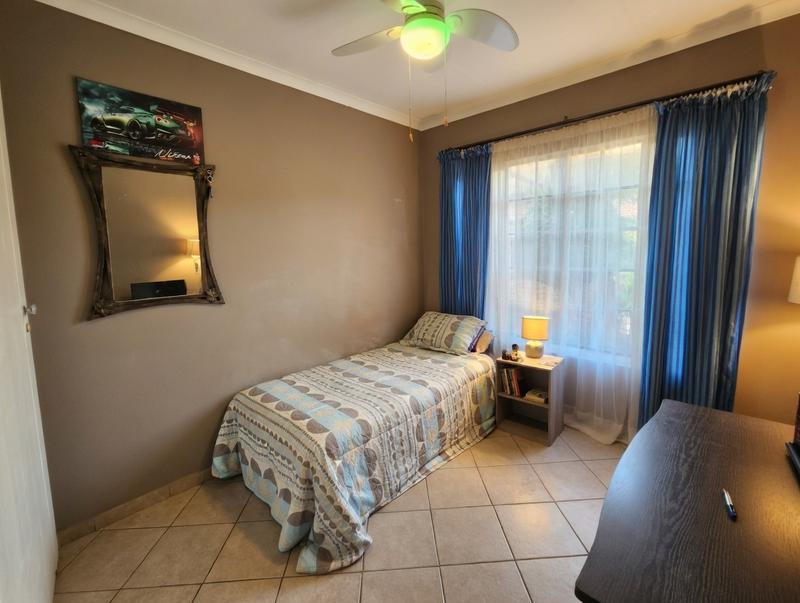 2 Bedroom Property for Sale in Elardus Park Gauteng