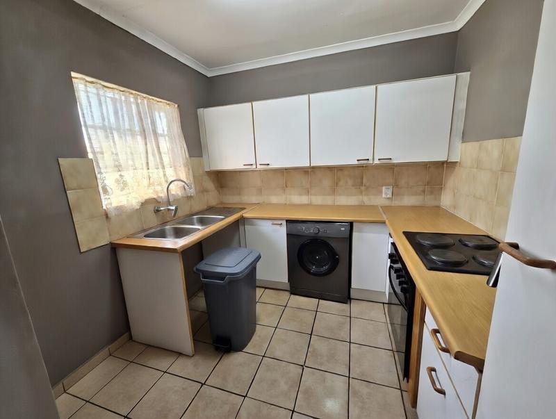 2 Bedroom Property for Sale in Elardus Park Gauteng