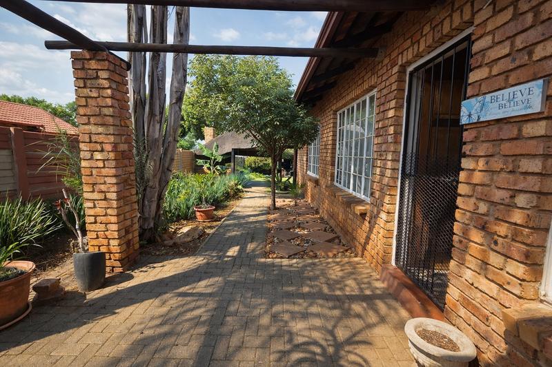 2 Bedroom Property for Sale in Elardus Park Gauteng