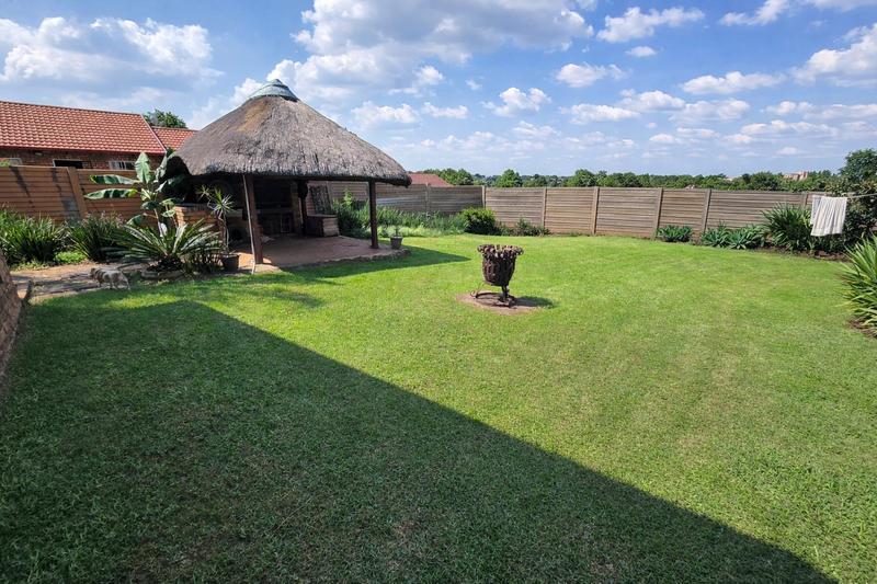 2 Bedroom Property for Sale in Elardus Park Gauteng