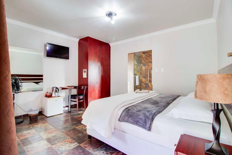 Commercial Property for Sale in Roodekrans Gauteng