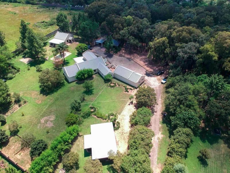 9 Bedroom Property for Sale in Ruimsig Gauteng