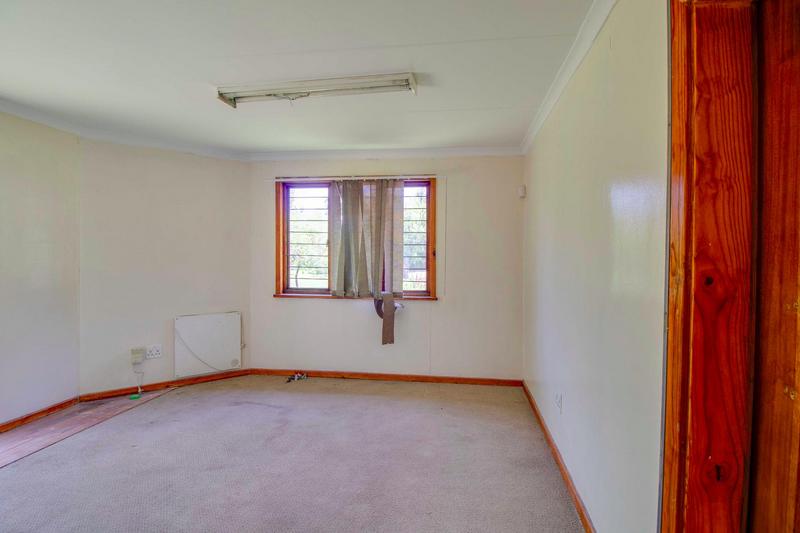 9 Bedroom Property for Sale in Ruimsig Gauteng