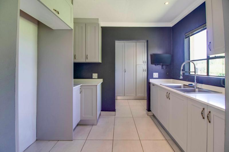 9 Bedroom Property for Sale in Zonnehoewe A H Gauteng