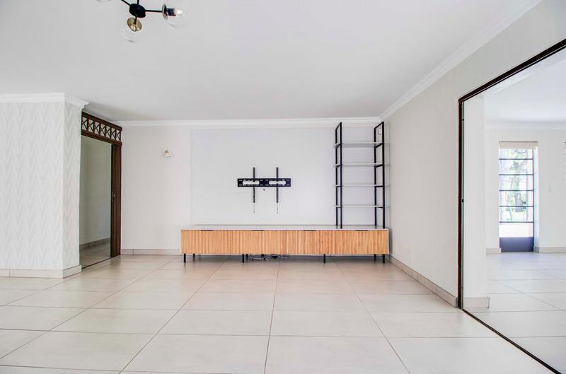 9 Bedroom Property for Sale in Zonnehoewe A H Gauteng