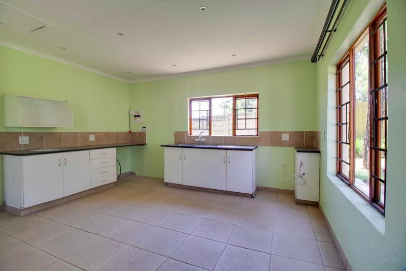 9 Bedroom Property for Sale in Zonnehoewe A H Gauteng