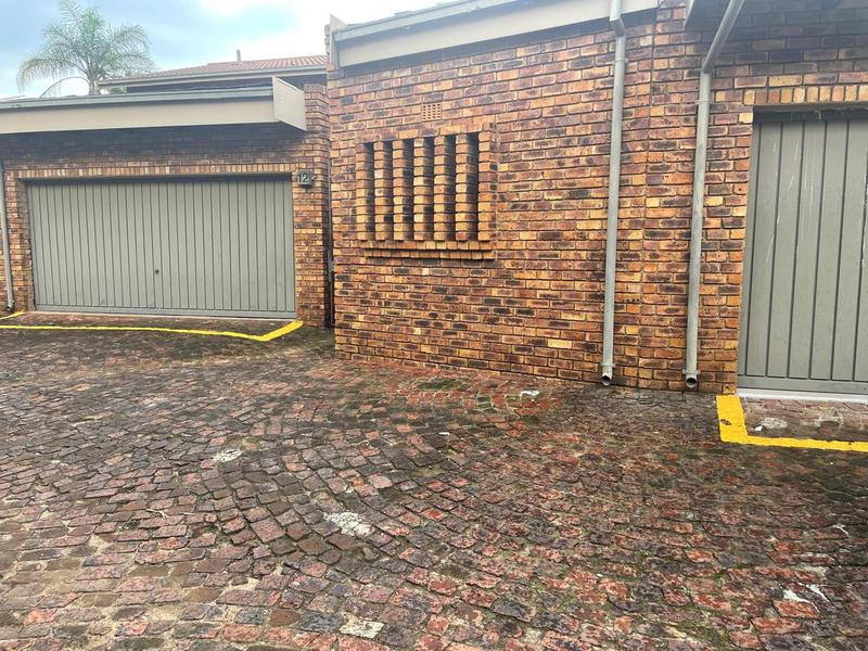 3 Bedroom Property for Sale in Lyndhurst Gauteng