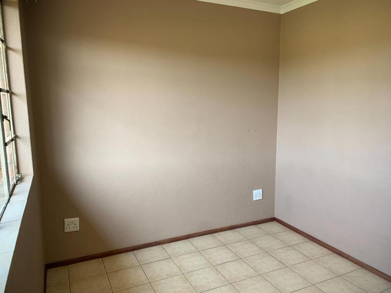 To Let 2 Bedroom Property for Rent in Edleen Gauteng