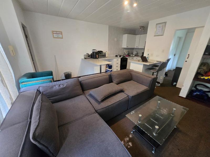 1 Bedroom Property for Sale in Parktown North Gauteng