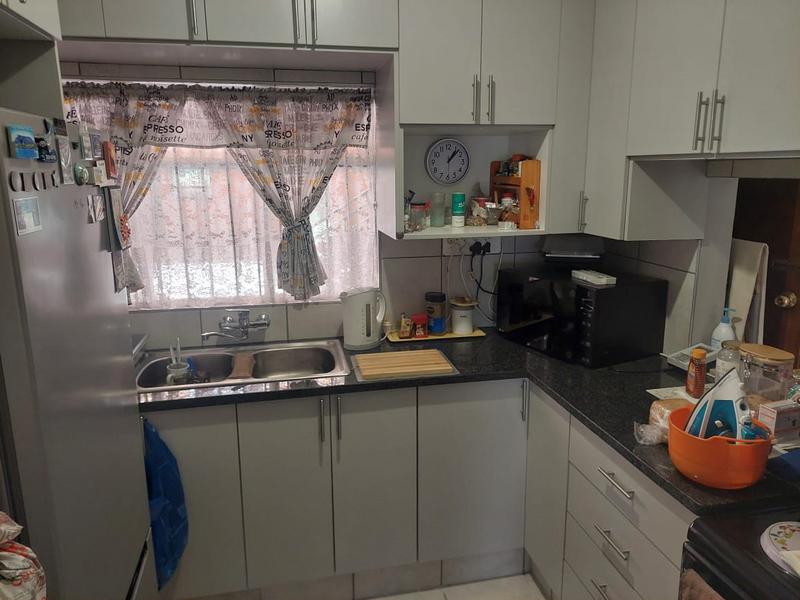 1 Bedroom Property for Sale in Pretoria North Gauteng