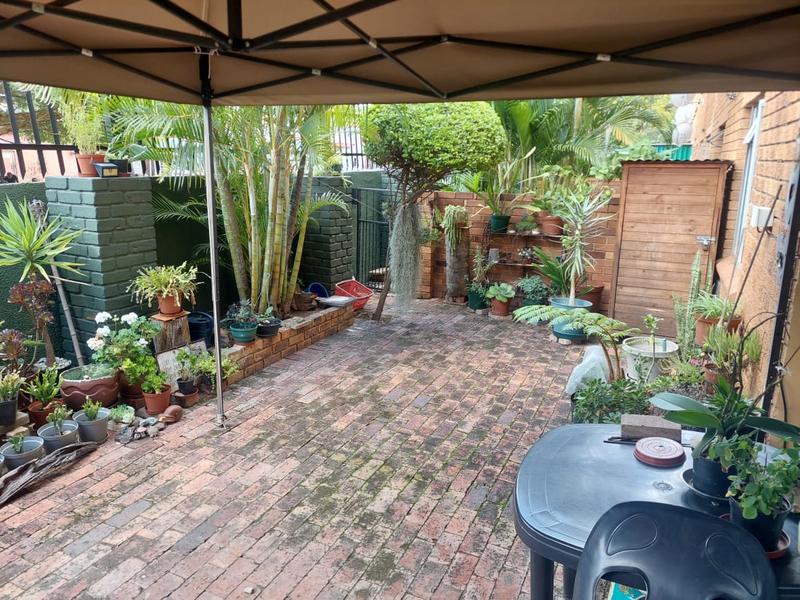 1 Bedroom Property for Sale in Pretoria North Gauteng