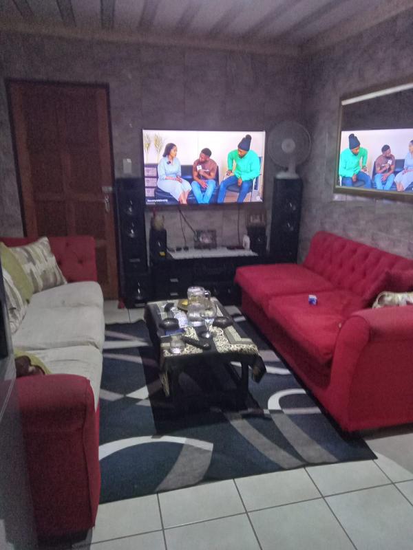 2 Bedroom Property for Sale in Soshanguve East Gauteng