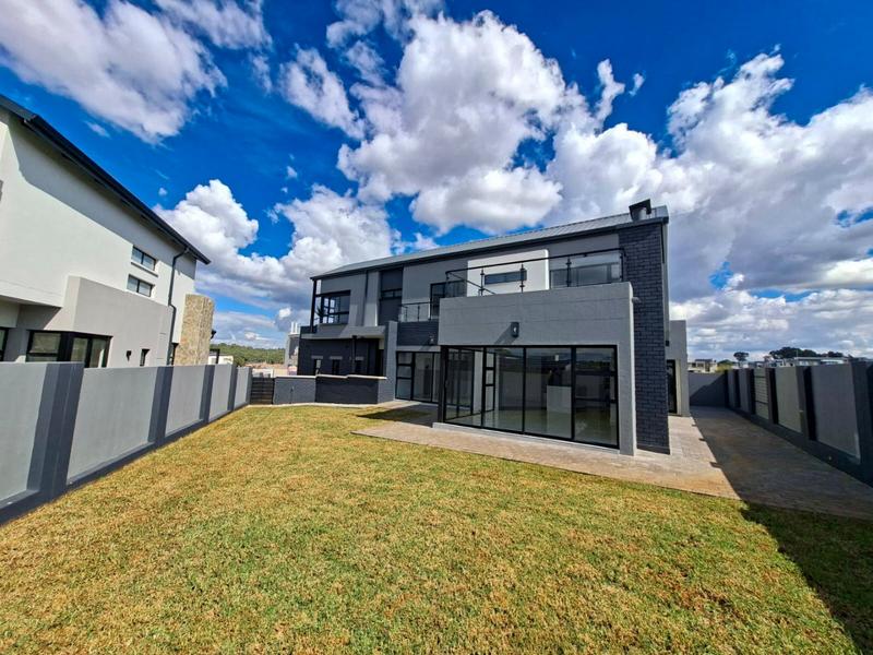 4 Bedroom Property for Sale in Fountainbrook Estate Gauteng
