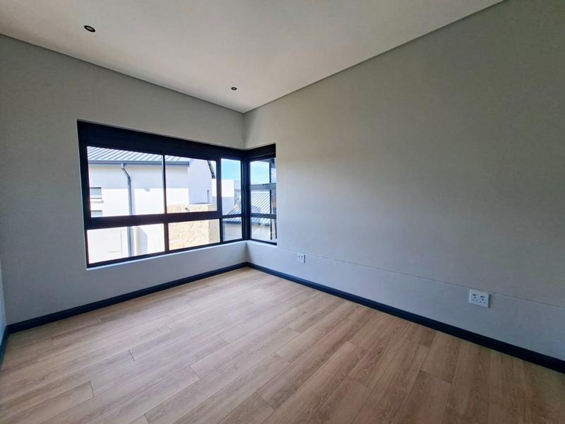 4 Bedroom Property for Sale in Fountainbrook Estate Gauteng