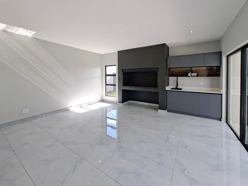 4 Bedroom Property for Sale in Fountainbrook Estate Gauteng