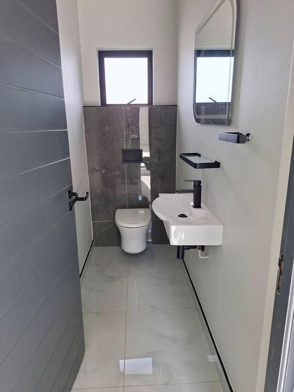 4 Bedroom Property for Sale in Fountainbrook Estate Gauteng