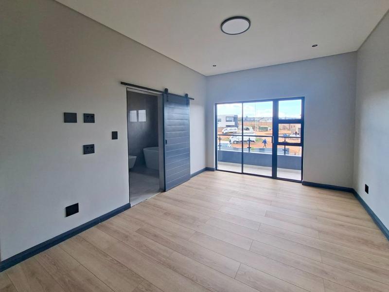 4 Bedroom Property for Sale in Fountainbrook Estate Gauteng