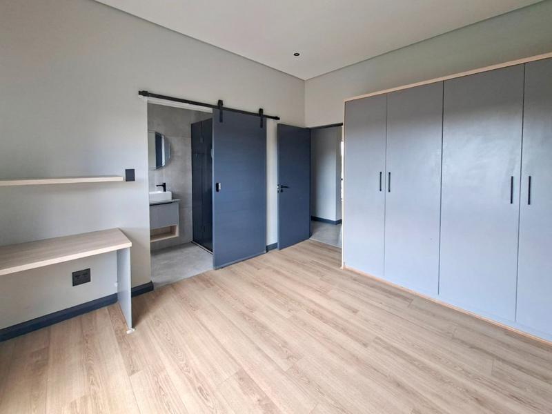 4 Bedroom Property for Sale in Fountainbrook Estate Gauteng