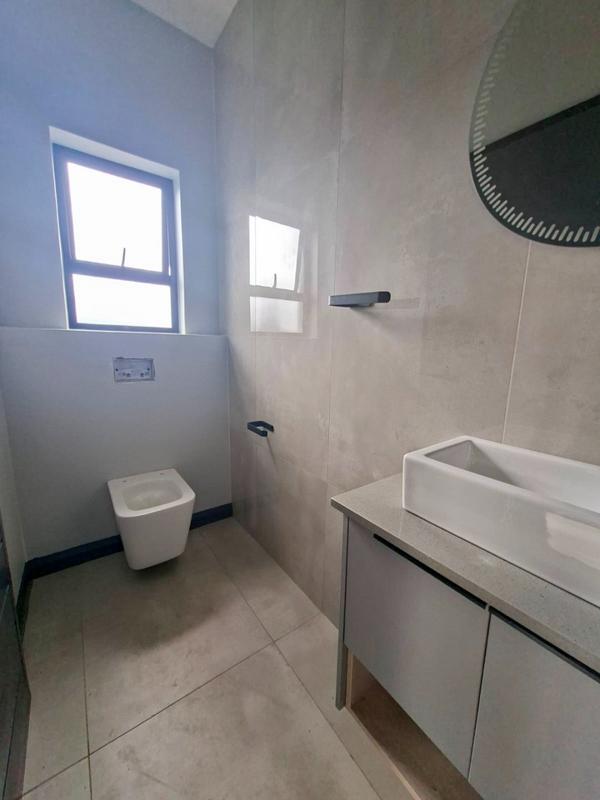 4 Bedroom Property for Sale in Fountainbrook Estate Gauteng